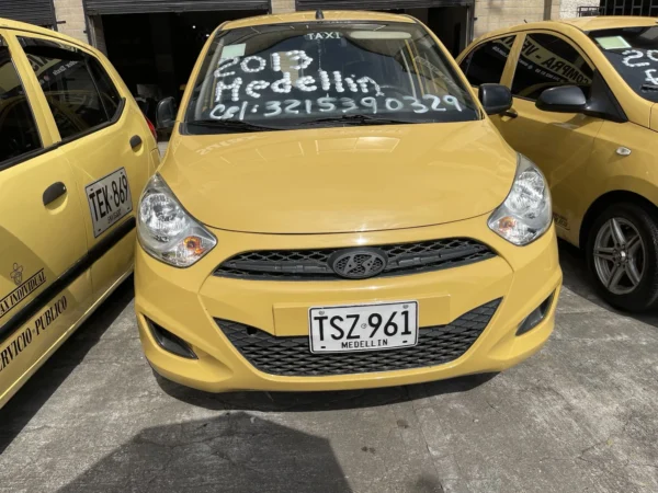 HYUNDAII10 MODELO 2013